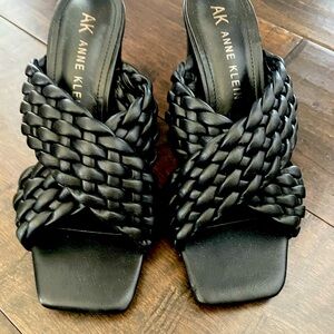 Ladies AK ANN KLEIN heel sandals